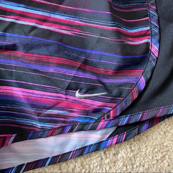 💜SOLD💜 Nike Shorts Youth L - Picture 2 of 4